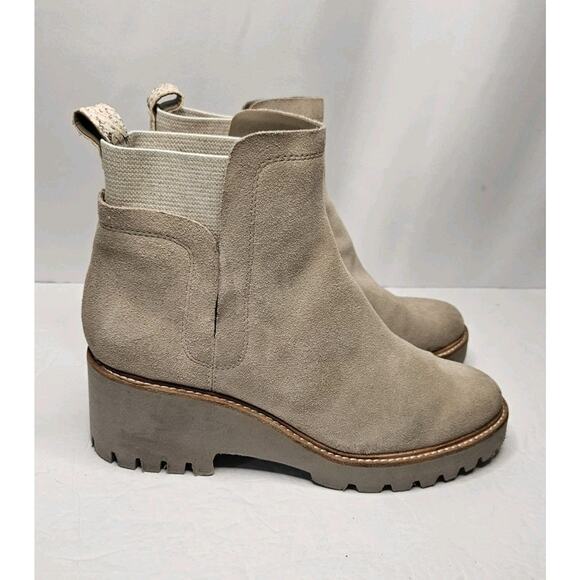 Dolce Vita Womens Boots 9.5 M Beige Suede Ankle Booties Chunky Heel Pull On - Picture 4 of 10